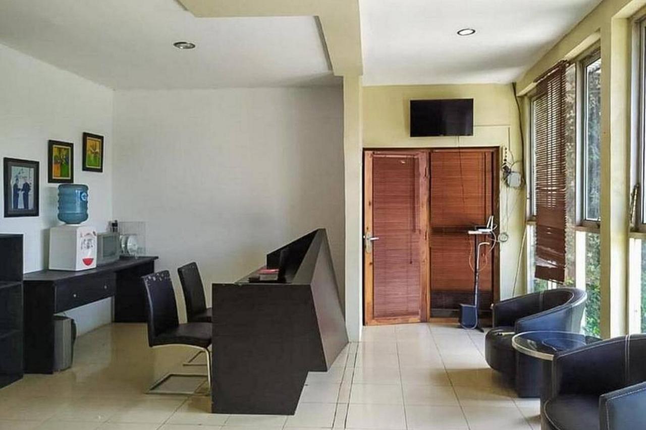 Graha Ht Sumantri Mitra Reddoorz Hotel Tasikmalaya Ngoại thất bức ảnh
