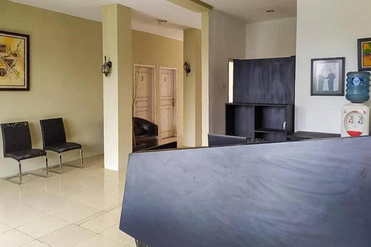 Graha Ht Sumantri Mitra Reddoorz Hotel Tasikmalaya Ngoại thất bức ảnh
